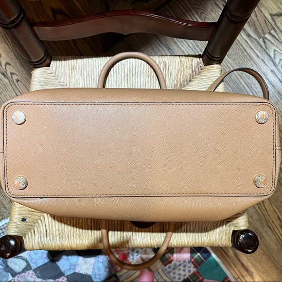 Michael Kors purse - Picture 7 of 8